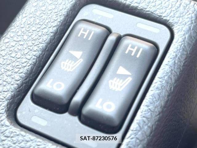 Subaru LEVORG 2018-07 362649-7