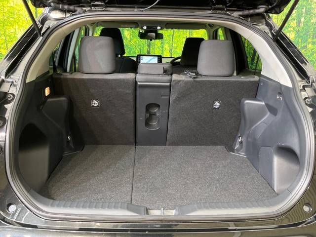 Toyota YARIS CROSS 2023-06 192395-10