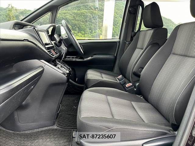 Toyota VOXY 2019-06 336699-16