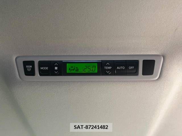 Toyota VELLFIRE 2011-12 299860-6