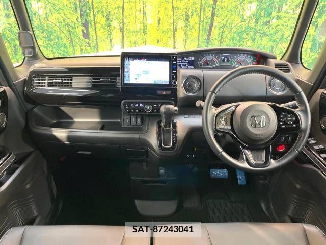 Honda N BOX CUSTOM 2021-10 279118-1