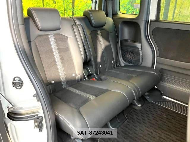 Honda N BOX CUSTOM 2021-10 279118-9