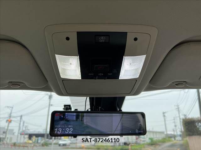 Lexus CT 2014-07 275175-14