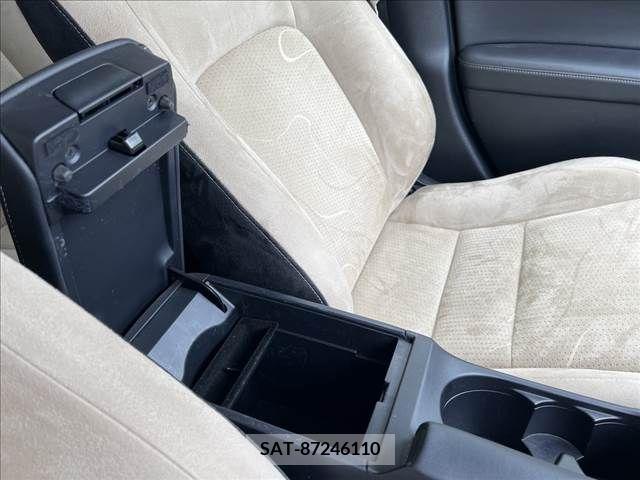 Lexus CT 2014-07 275175-11