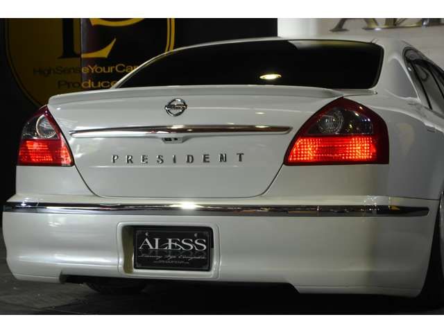 Nissan CIMA 2004-06 9788-6