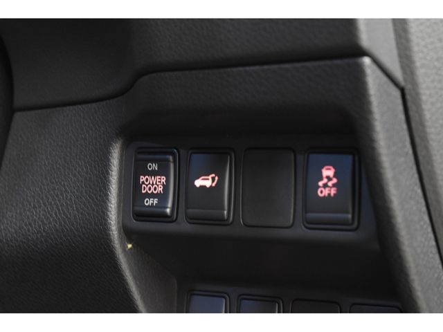 Nissan X-TRAIL 2018-03 4191-13