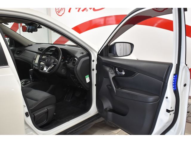 Nissan X-TRAIL 2018-03 4191-10