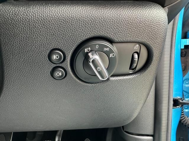 Bmw MINI 2017-02 20611-22