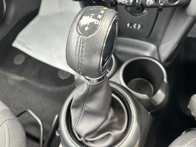 Bmw MINI 2017-02 20611-17