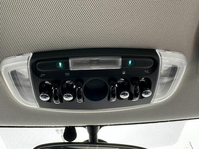 Bmw MINI 2017-02 20611-19