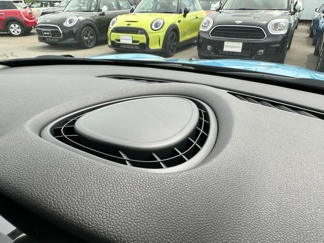 Bmw MINI 2017-02 20611-24