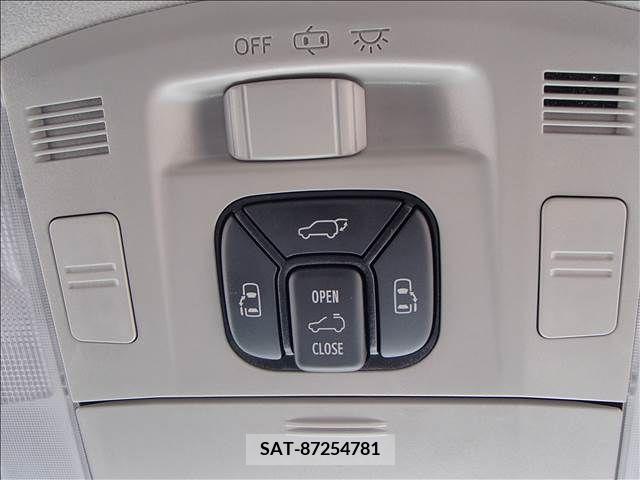 Toyota VELLFIRE 2013-03 287941-17