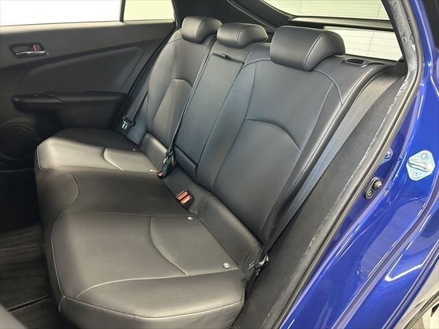 Toyota PRIUS 2016-02 195559-22