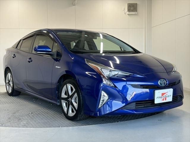 Toyota PRIUS 2016-02 195559-2