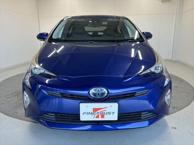 Toyota PRIUS 2016-02 195559-1