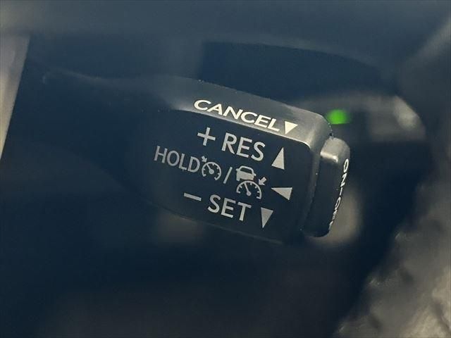 Toyota PRIUS 2016-02 195559-28