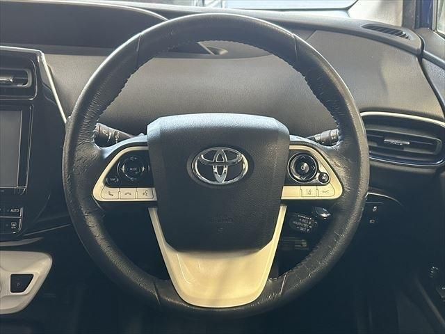 Toyota PRIUS 2016-02 195559-24