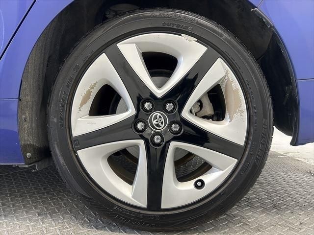 Toyota PRIUS 2016-02 195559-17