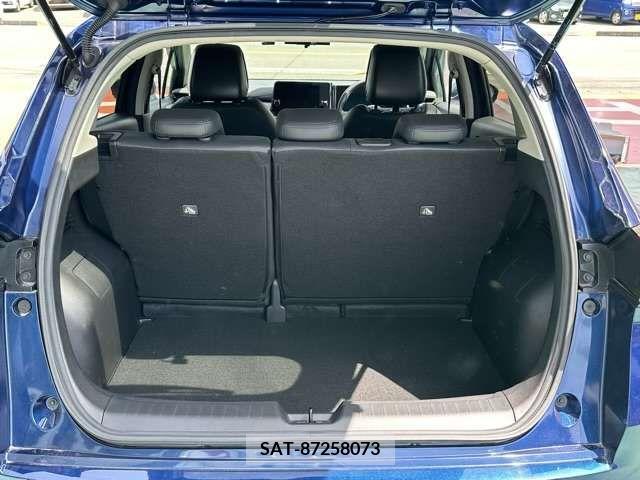 Nissan AURA 2023-05 302586-10