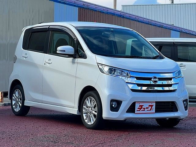 Nissan DAYZ 2014-07 7230-6