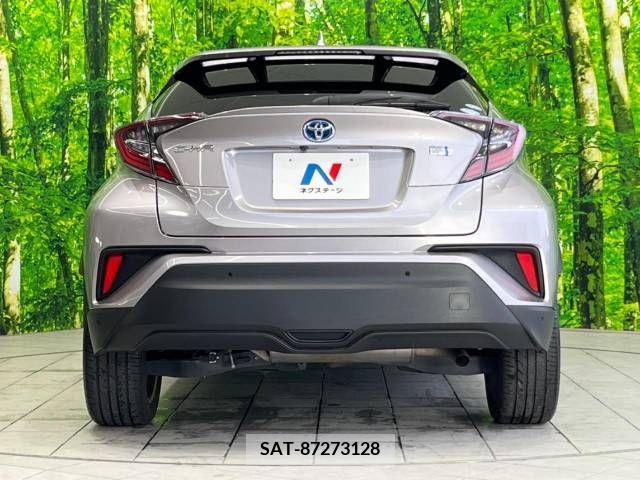 Toyota C-HR 2017-05 242075-15