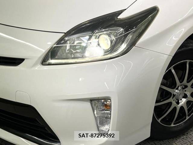 Toyota PRIUS 2013-07 255585-12