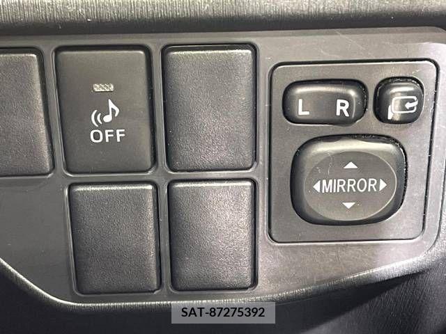 Toyota PRIUS 2013-07 255585-7