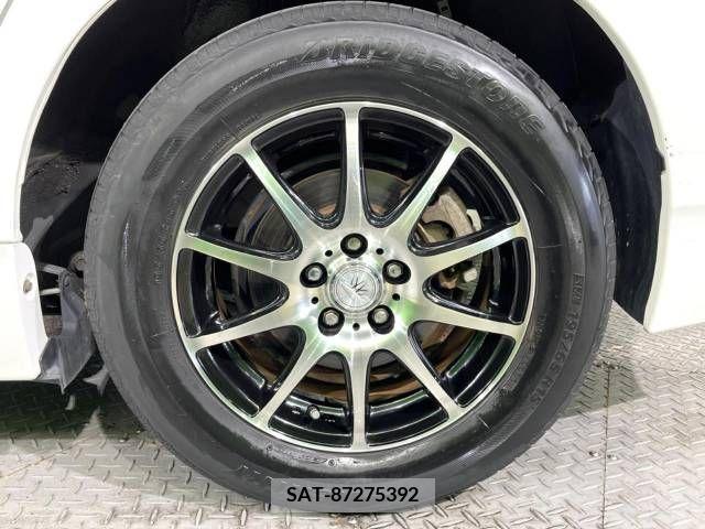 Toyota PRIUS 2013-07 255585-13