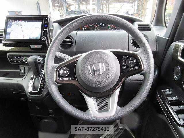 Honda N BOX CUSTOM 2019-10 217572-3
