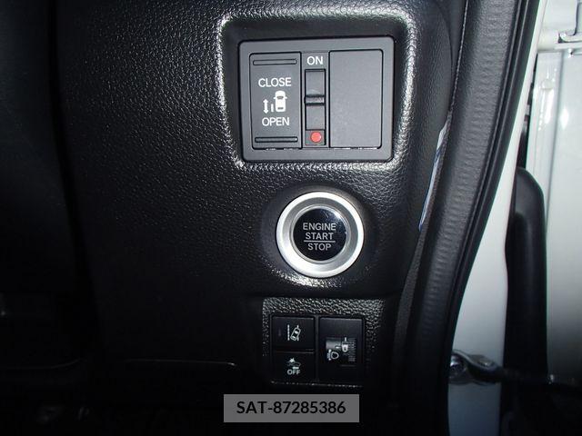 Honda N BOX CUSTOM 2022-03 219381-7