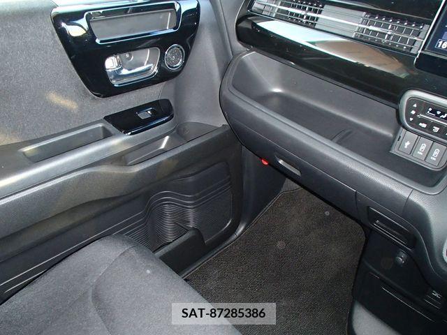Honda N BOX CUSTOM 2022-03 219381-13
