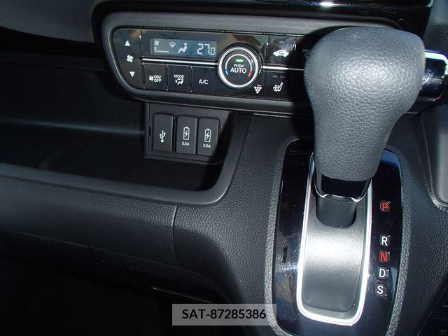 Honda N BOX CUSTOM 2022-03 219381-16