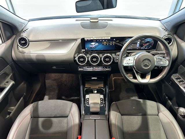 Mercedes Benz B-CLASS 2020-05 18044-1