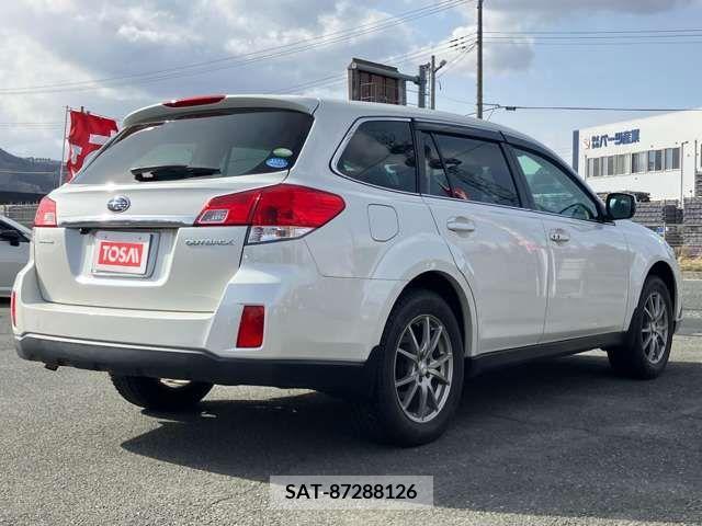 Subaru OUTBACK 2011-08 274819-4