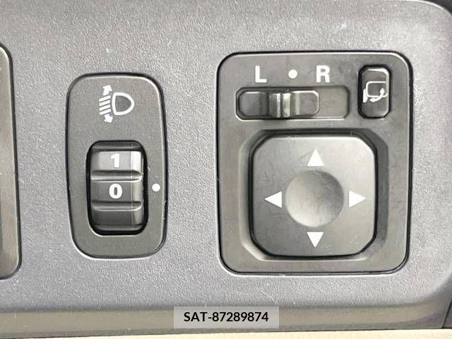 Nissan OTTI 2012-09 383667-3