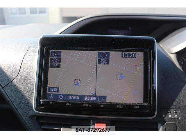 Toyota VOXY 2018-11 372617-1