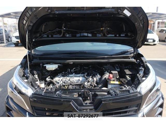 Toyota VOXY 2018-11 372617-17