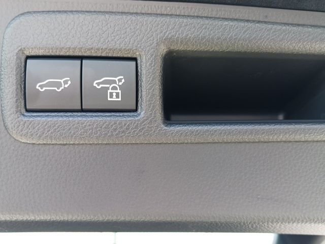Toyota HARRIER HYBRID 2021-07 13525-27