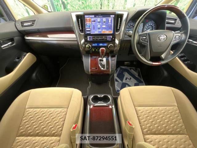 Toyota VELLFIRE 2017-08 288113-1