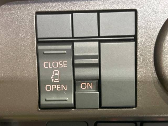 Toyota ROOMY 2022-05 13882-5