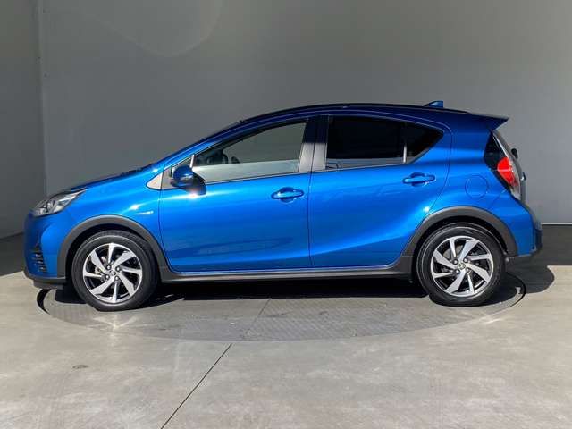 Toyota AQUA 2017-09 194713-13
