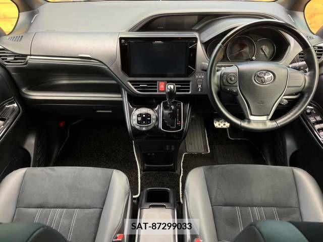 Toyota ESQUIRE 2019-03 217630-1