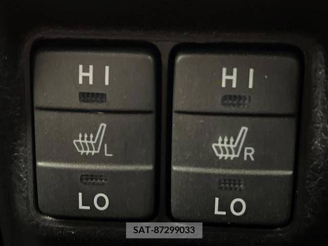 Toyota ESQUIRE 2019-03 217630-6