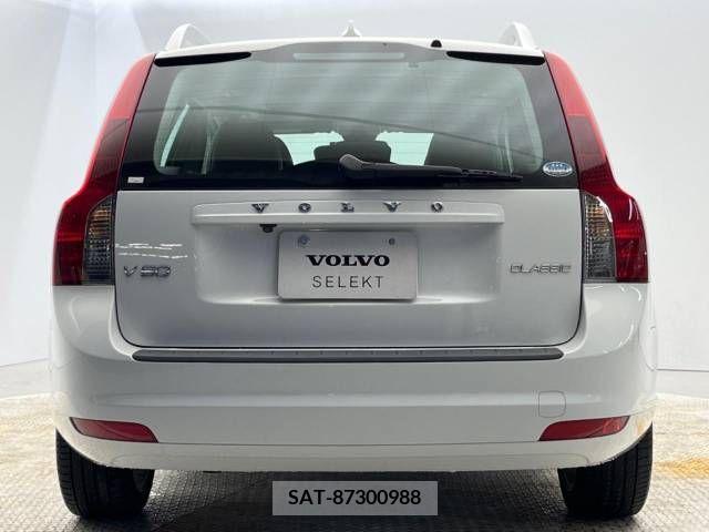 Volvo V50 2012-06 320561-19