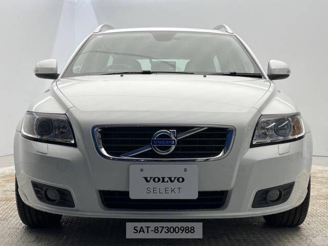 Volvo V50 2012-06 320561-16