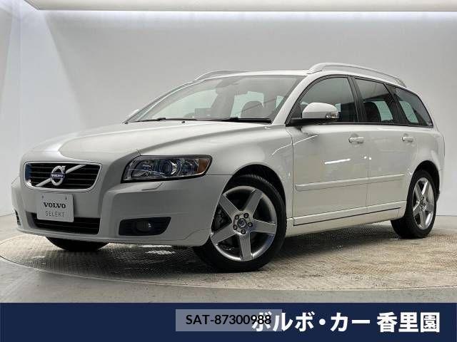 Volvo V50 2012-06 320561-0
