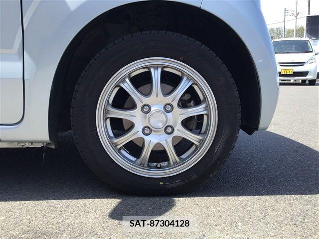 Honda N BOX 2013-11 235830-9