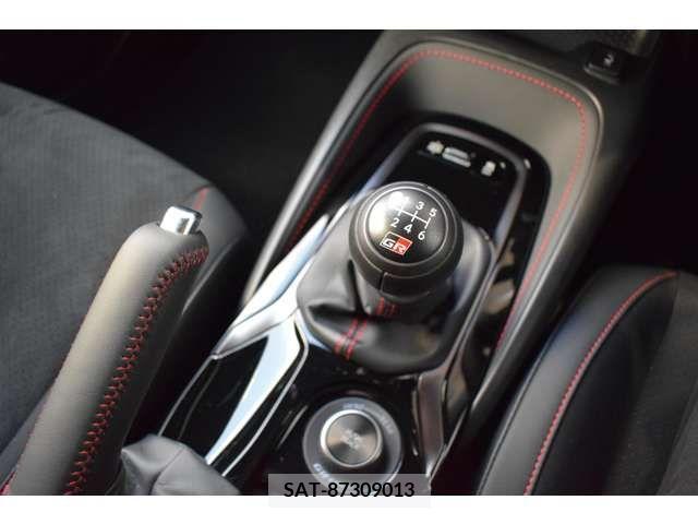 Toyota COROLLA 2023-08 209584-15
