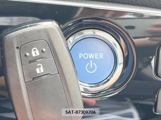 Toyota PRIUS 2017-12 393411-7