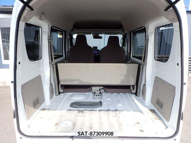 Suzuki EVERY 2018-03 372443-16